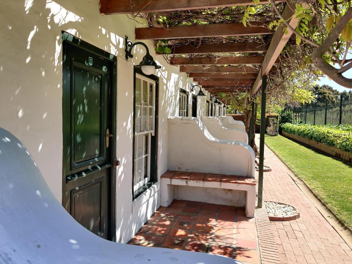 Отель The Valley Manor Klapmuts Экстерьер фото